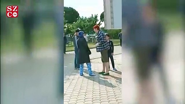 İki kadın saç saça baş başa kavga etti