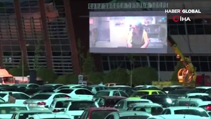 Konya'da arabalı sinemada rekor katılım