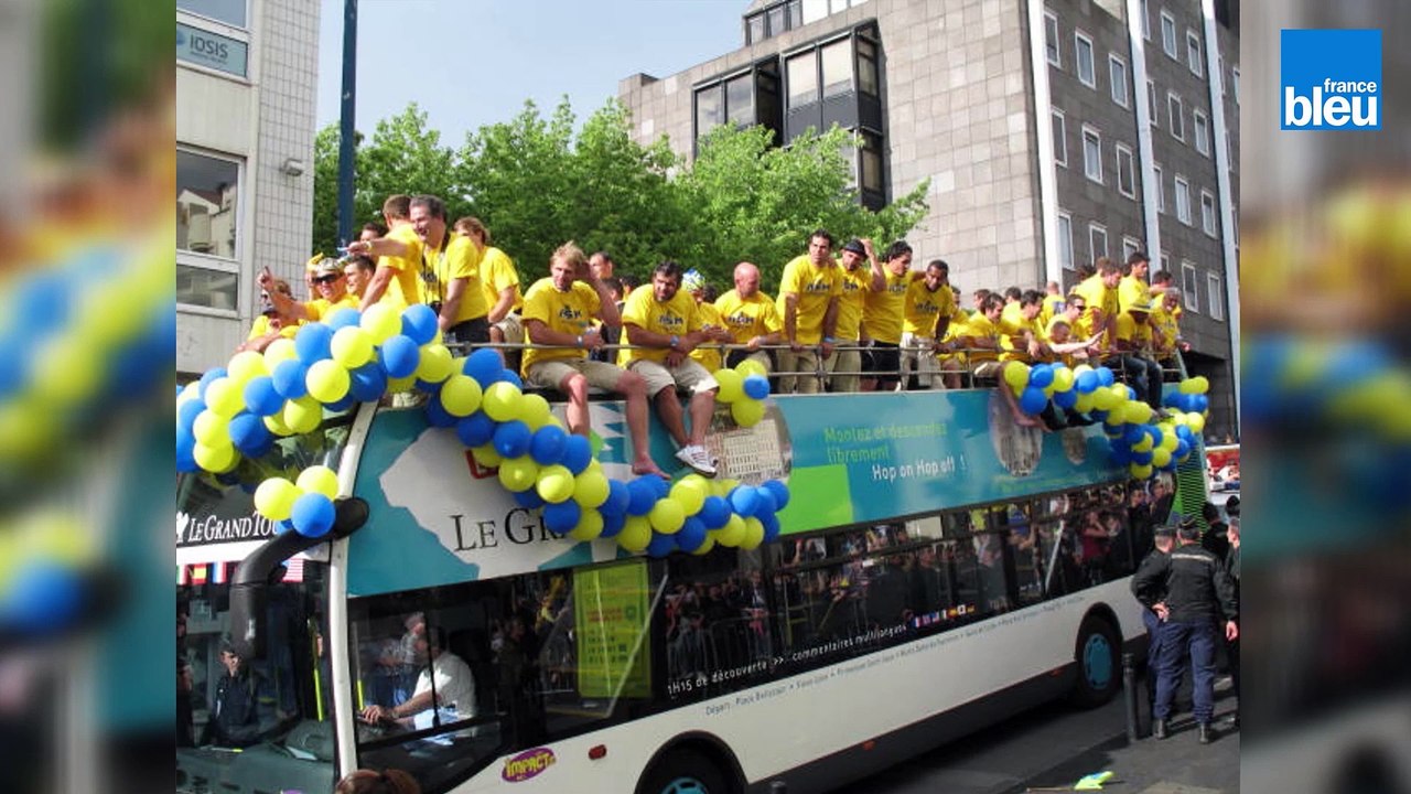 La joie des supporters jaunes et bleus après le titre de champion de France 2010