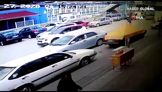 Pompalı tüfekle iş yerini bastı, sivil polis etkisiz hale getirdi