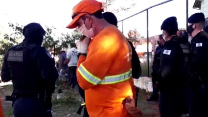 ‘Pediram pra gente se retirar, mas para onde?’, questiona moradora de rua