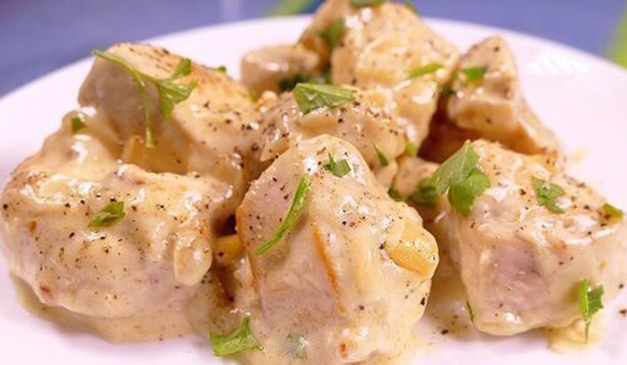 Pechugas de pollo en salsa de queso