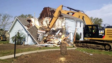 Big Excavator Tears Down Old American House |  CAT 336E | Demolition Works