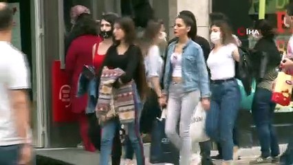 Gençler sokağın tadını çıkarttı