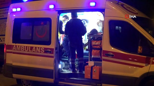 3 kişinin yaralandığı trafik kazası güvenlik kamerasında