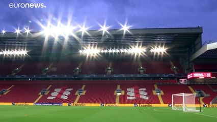 Vuelve a rodar el balón en el césped de los estadios del Viejo Continente