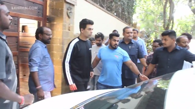 Rani Mukerji Karan Johar Hrithik Roshan Visit Ajay Devgn To Pay Condolences