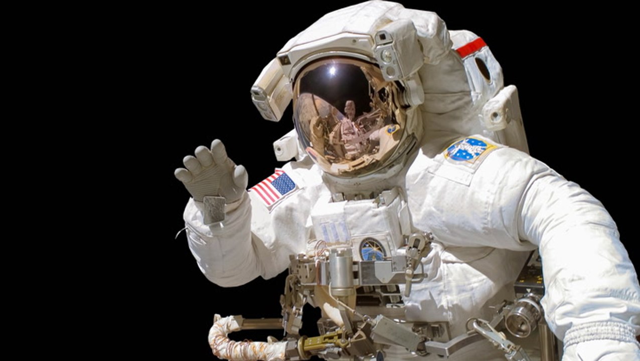 Why NASA spacesuits are white