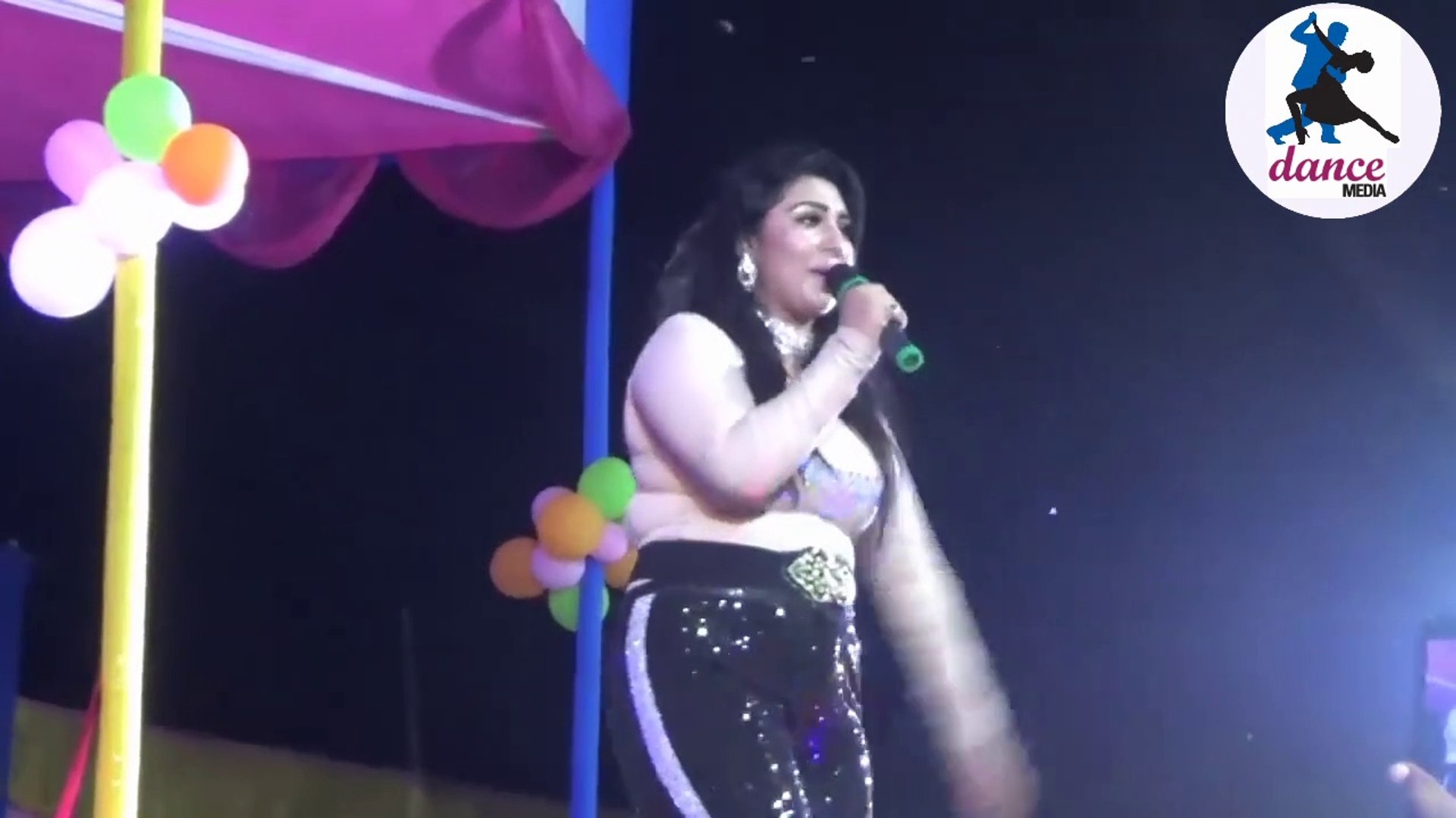 Трусики жоқ қыздар