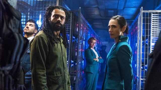 Seriemente: ‘Snowpiercer’ de Netflix, con Jennifer Connelly
