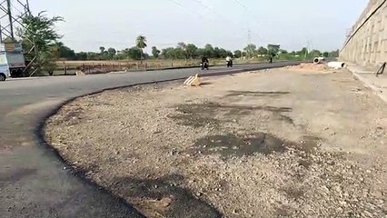 प्रवासियों के कारण सिक्सलेन का काम अटका