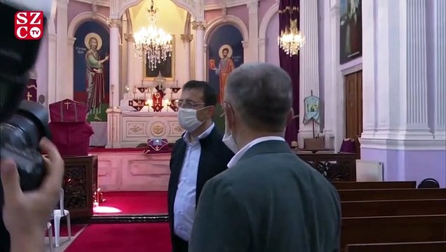 Ekrem İmamoğlu, haçı koparılan kiliseyi ziyaret etti