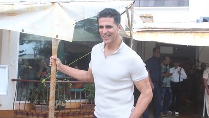 Akshay Kumar Defeats Jackie Chan To Become Worlds 4th Highest Paid Actor