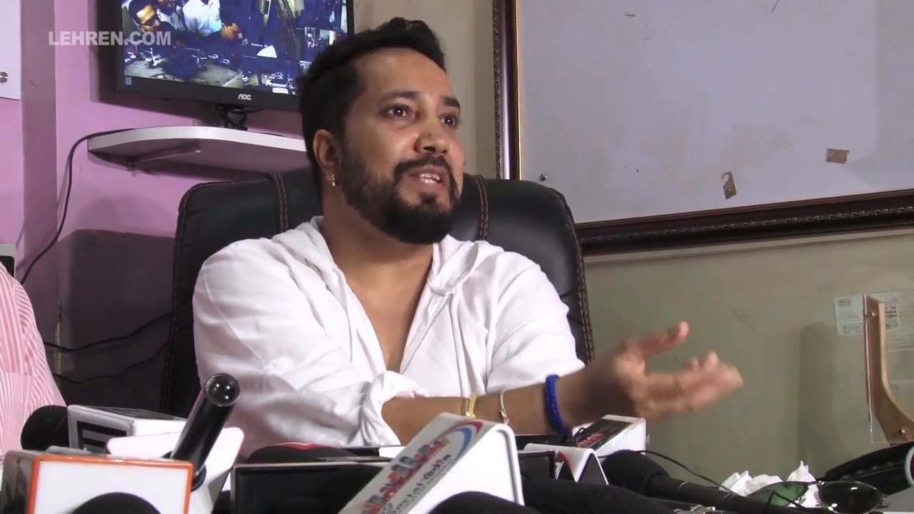 Mika Singh Targets Neha Kakkar And Sonu Nigam During His Press Conference