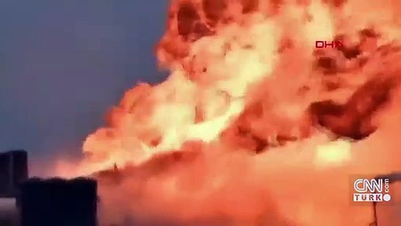 ABD'de SpaceX roketi test sırasında böyle patladı