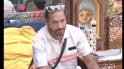 Bigg Boss Marathi 2 Abhijeet Bichukales Weird Sandwich Eating Habit