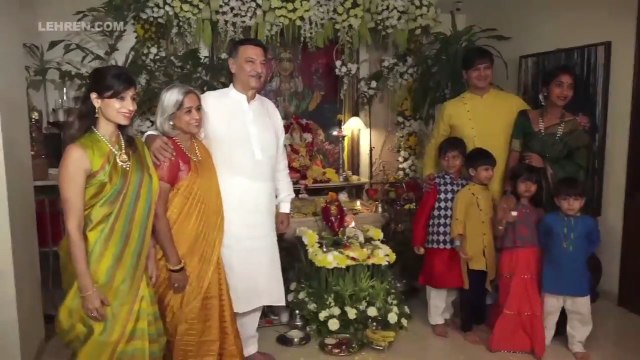 Vivek Oberoi Celebrates Ganpati Visarjan With Family