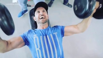 Hrithik Roshan's AMAZING TRANSFORMATION From Super 30 To War