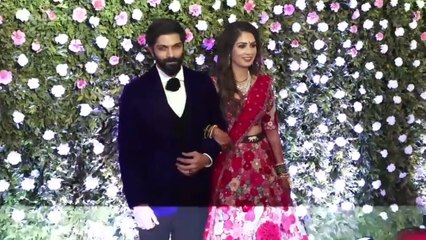 High-Profile Guests At Raj Thackeray's Son Amit Thackeray's Wedding Reception