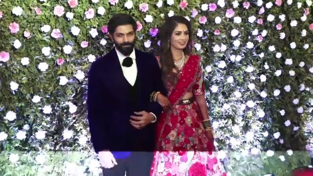 High-Profile Guests At Raj Thackeray's Son Amit Thackeray's Wedding Reception