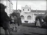 Marché aux charbons (avec chameaux) (Mercado del carbón con camellos) [1896]