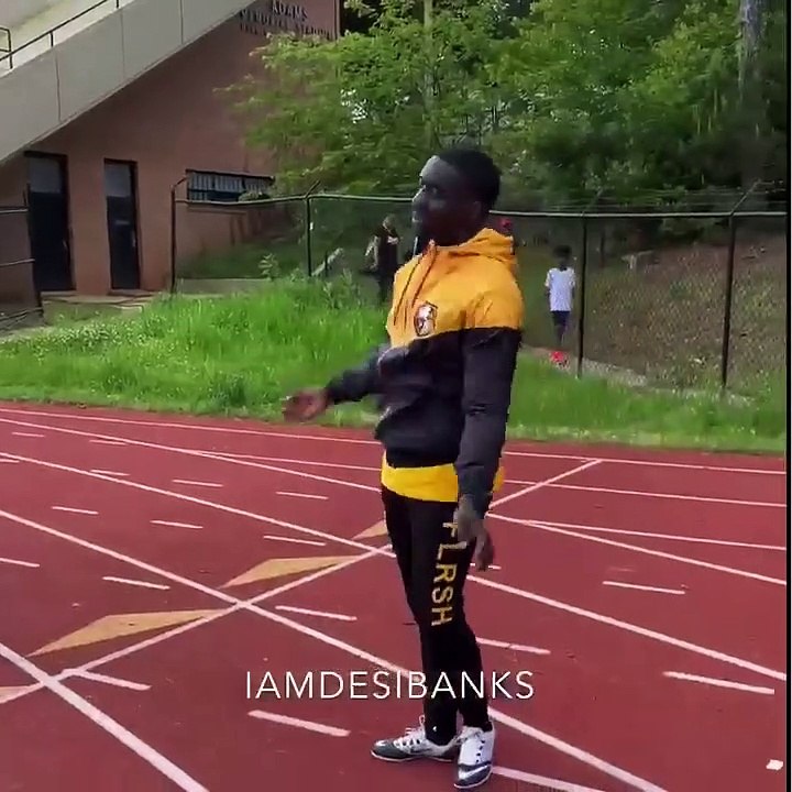 How It Be At Track Meets!