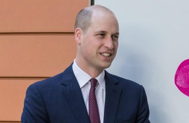 Príncipe William explica por que não usa lentes de contato em público