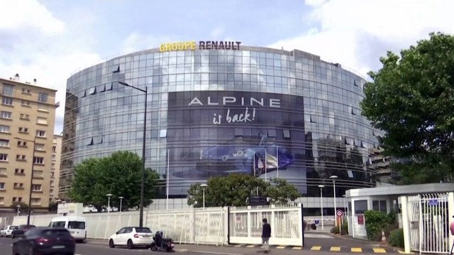 في إطار خطة تقشفية..شركة رينو تلغي 15 الف وظيفة