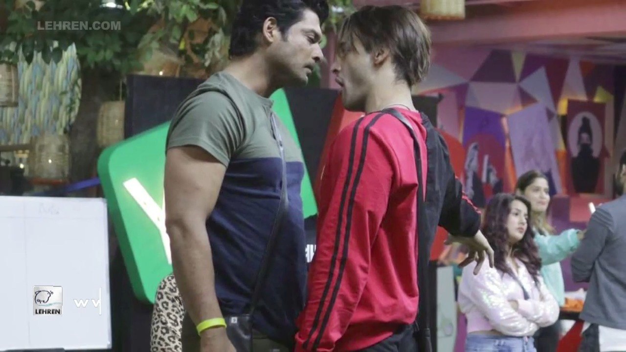 Bigg Boss 13 Contestants Who Broke Up With Their Real Connections?