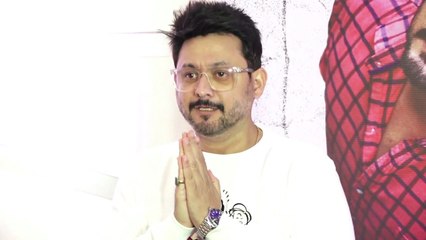 स्वप्नील जोशी आणि तेजस्विनी पंडित ह्यांच्या Web-Series  'समांतर' ची स्क्रिनिंग