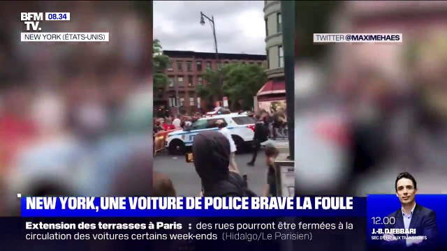 New York: une voiture de police fonce dans la foule, le maire ne veut pas accabler les officiers