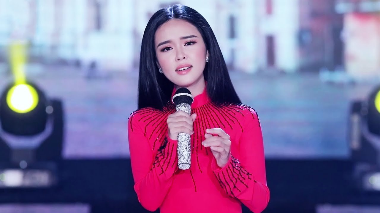 Lk Con Đường Xưa Em Đi - Ca Sĩ Trẻ Xinh Đẹp hát Bolero Hay Ngây Ngất Lòng Người