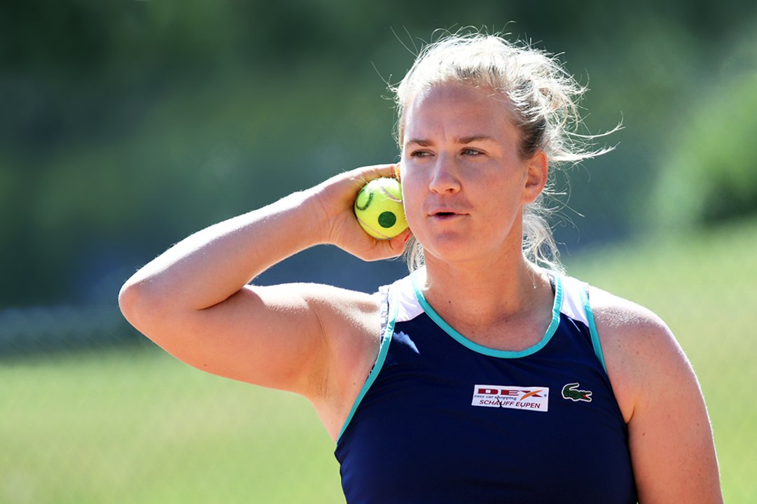 TENNIS - Ysaline Bonaventure rencontre les jeunes filles du TC Cheval Blanc à Heusy (Verviers)