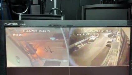 Fuerte explosión se registró en la entrada del edificio de Teleamazonas Guayaquil