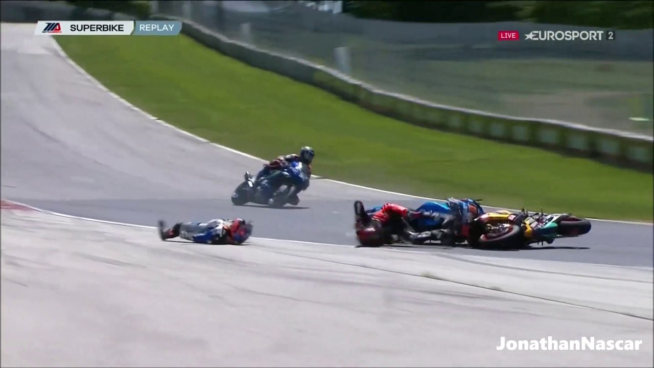 Scholtz Fong crash MotoAmerica 2020 Road America Superbike