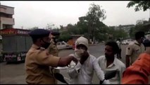 Footage of Indian police beating up public during Lock Down Curfew