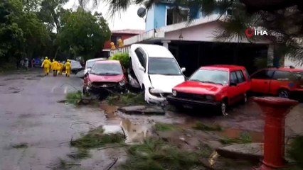 - El Salvador’u fırtına vurdu: 7 ölü