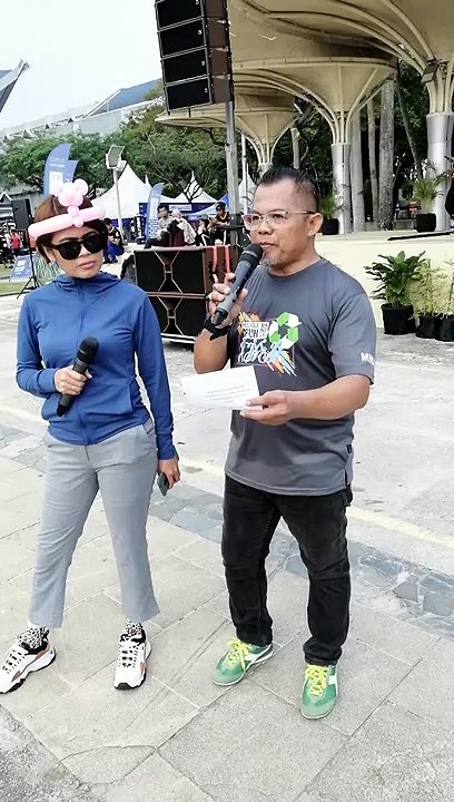 Shah Alam Car Free Day Mobile Recyling Agent #BankMuamalatGreenFit  Part 1 2020-03-08