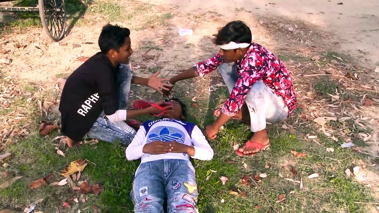 tik tok funny video part 5 /  top comedy video 2020 / tiktok comedy video / lokdow funny