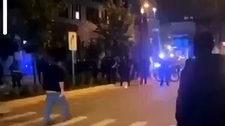 La policía disparando a la cara