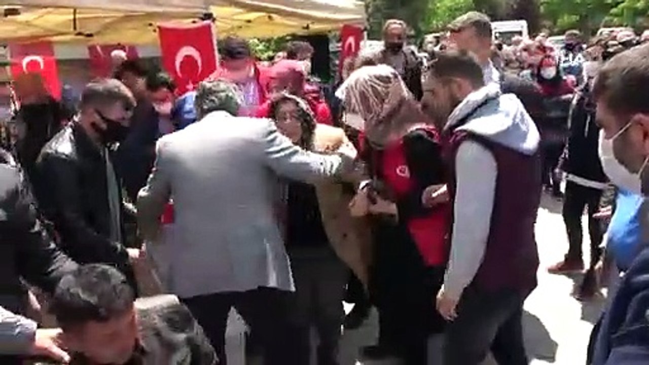Şehit olan Narkotik polisi baba evine getirildi