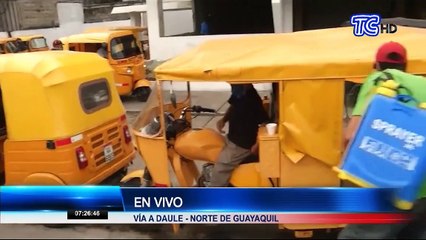 Mototaxistas cumplen con protocolos de bioseguridad en Guayaquil