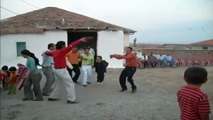Devecipınar Köyün'de | Halay | 07-07-2007