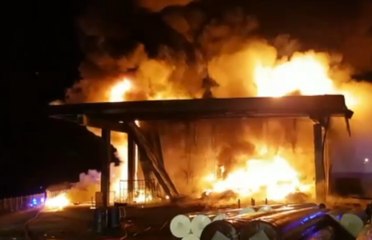 Valbrenta (VI) - Spaventoso incendio alla Geo&Tex 2000 (01.06.20)