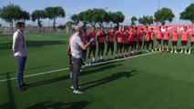 El Sevilla guarda un minuto de silencio en el entrenamiento en memoria de José Antonio Reyes