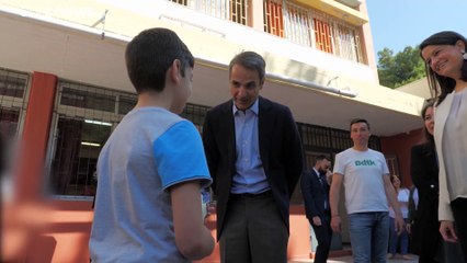 Νέο «άνοιγμα» της ελληνικής οικονομίας - Επιστροφή σε νηπιαγωγεία και δημοτικά