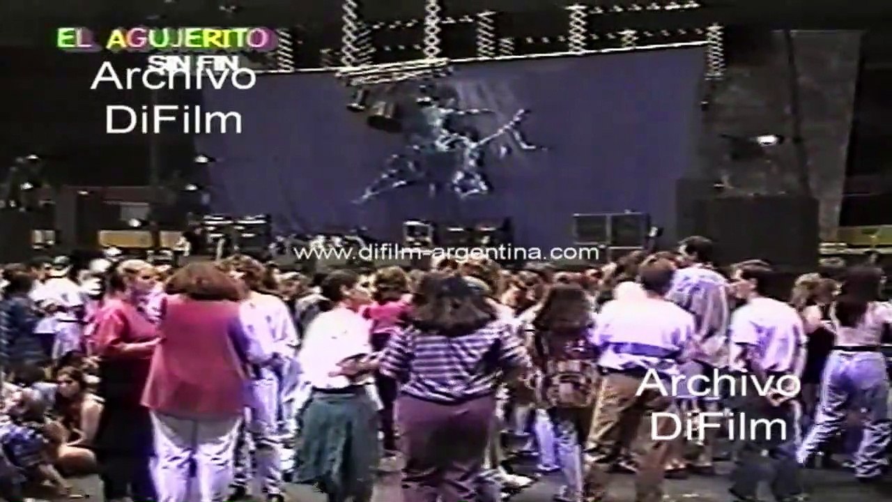 Pablo Marcovsky interviews Michael Hutchence singer of INXS 1993