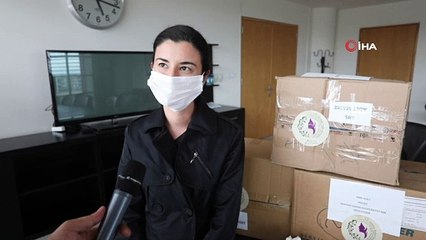 Akhisar’da kadınlar gönüllü olarak 4 bin maske üretti