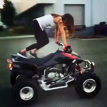 Ce qu'elle fait avec son Quad est dingue