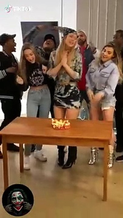A CUTE GIRL PARTY